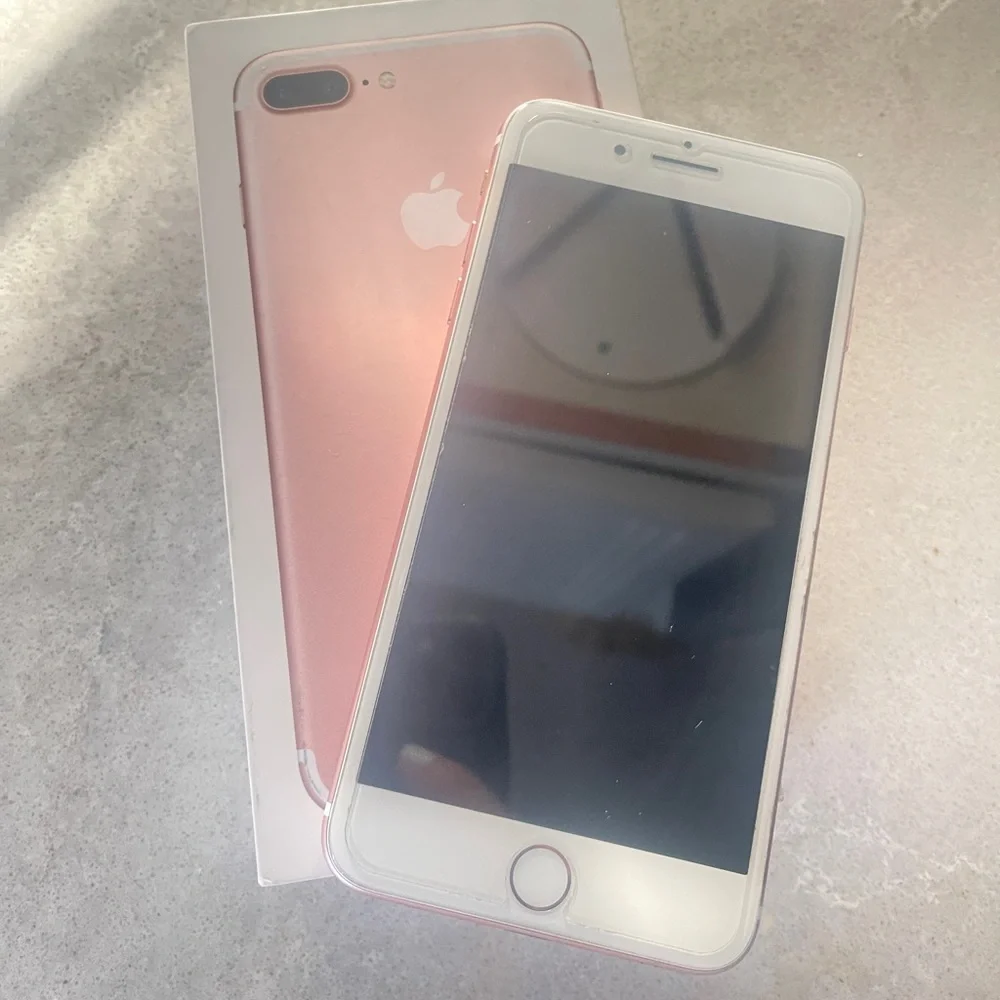 Apple iPhone 7 Plus 128GB Verizon GSM Unlocked T-Mobile AT&T 4G LTE - Used